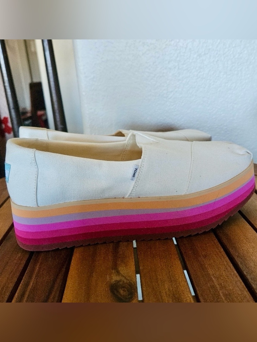 TOMS Cream ALP Platform Slip-On with Multicolor Layered Sole, NWT, NBW